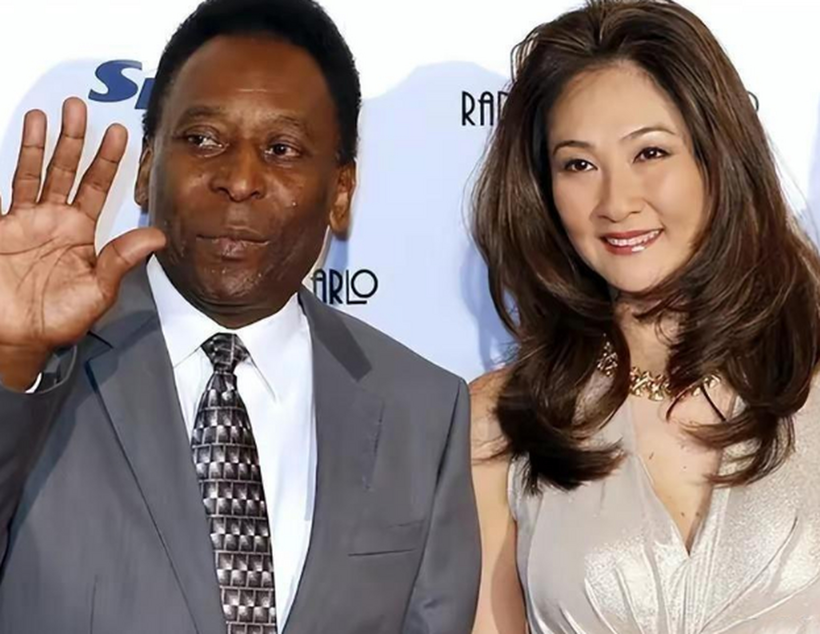 人生赢家!82岁球王贝利3任妻子7个子女,76岁高龄迎娶美丽日本媳妇