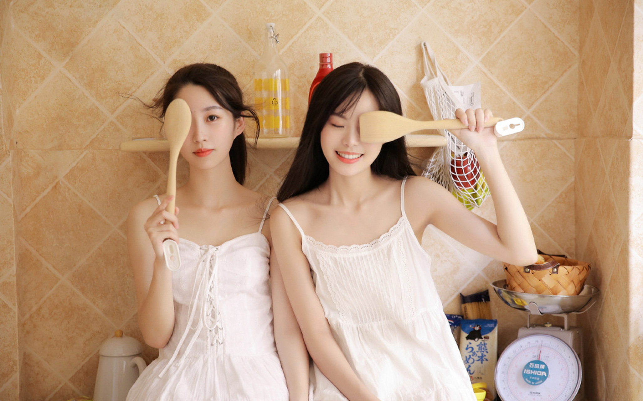 日系风格摄影,甜美可爱的姐妹花,清纯靓丽,赏心悦目.