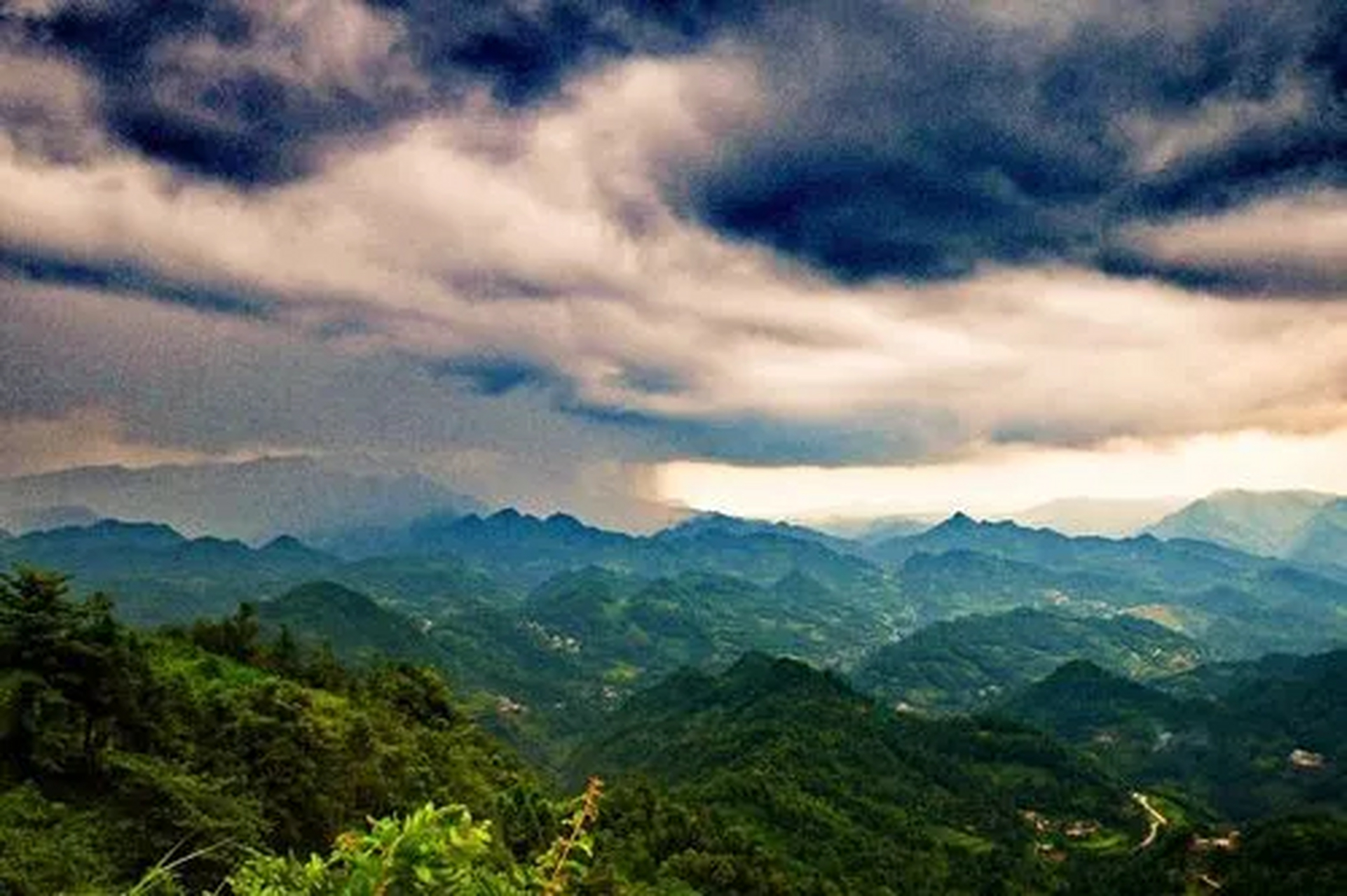 普照山风景区图片