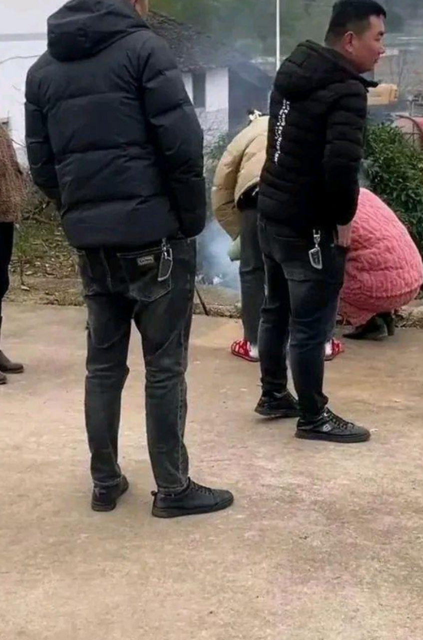 那年我双手插兜,不知道什么是冷