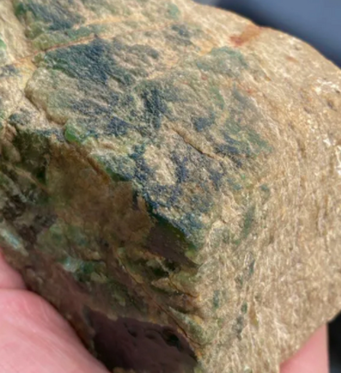 点击头像看直播##翡翠原石# 木纳,540克,经典老坑木纳底层料,大没积