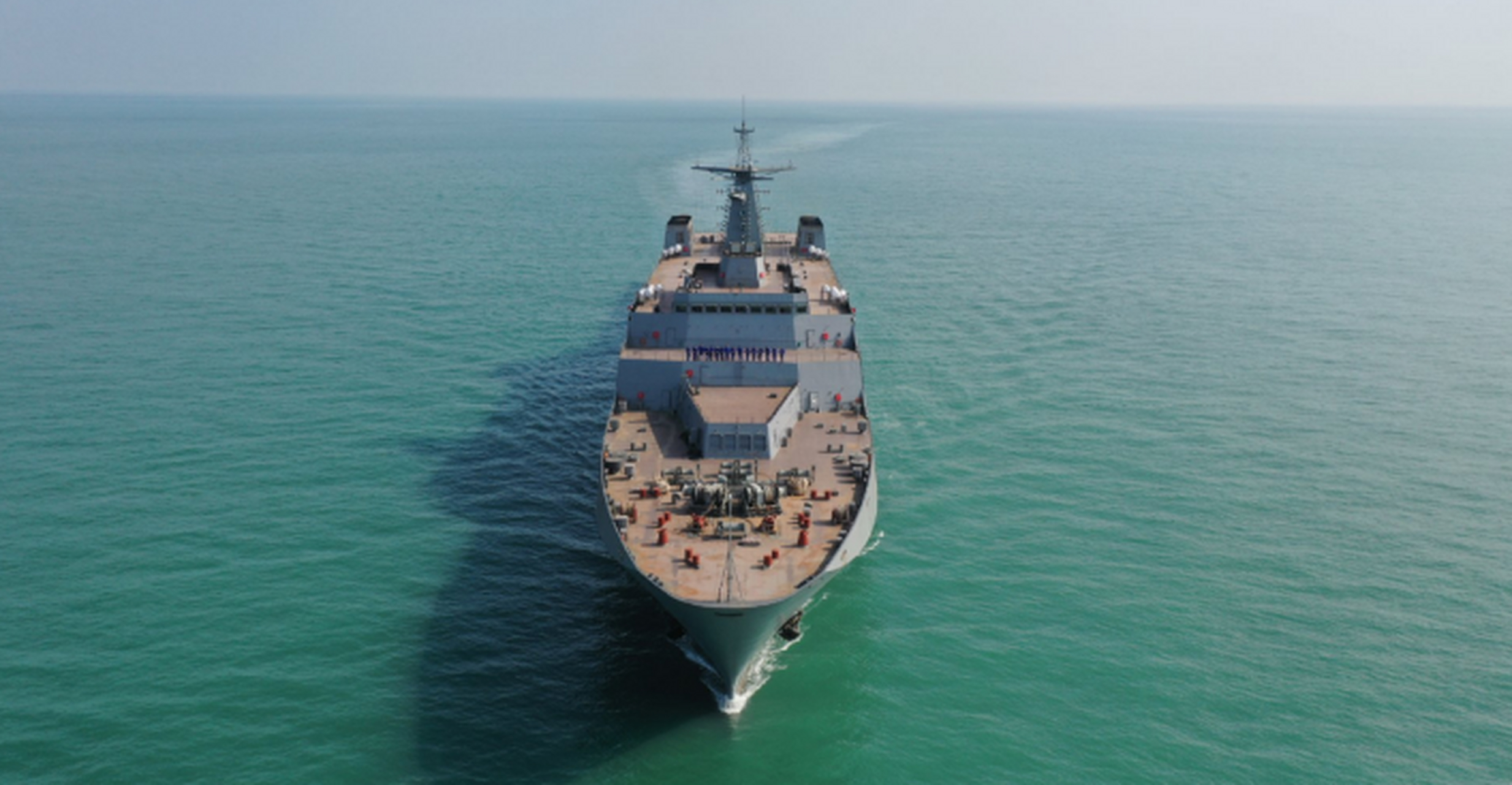 设备,中国为泰国海军建造的071et型船坞登陆舰已于近日抵达泰国境内