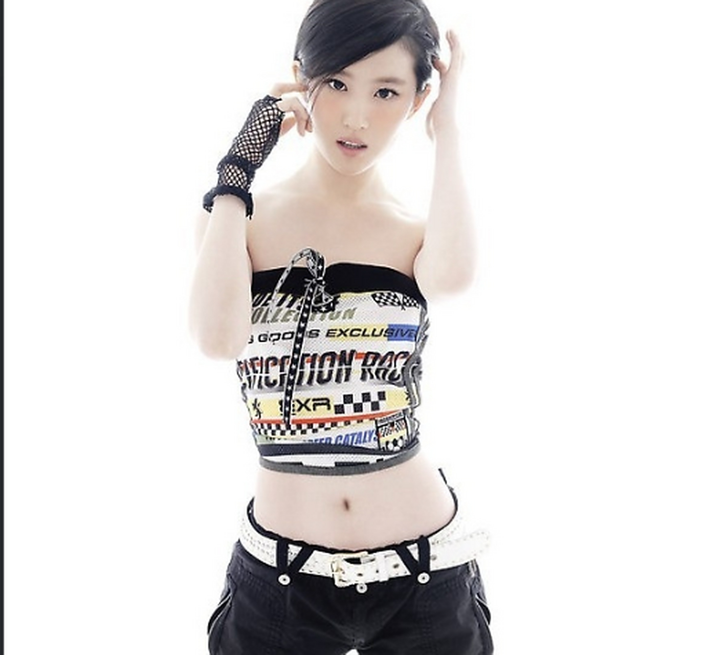 刘亦菲写真拾遗!为数不多露肚脐眼的仙仙