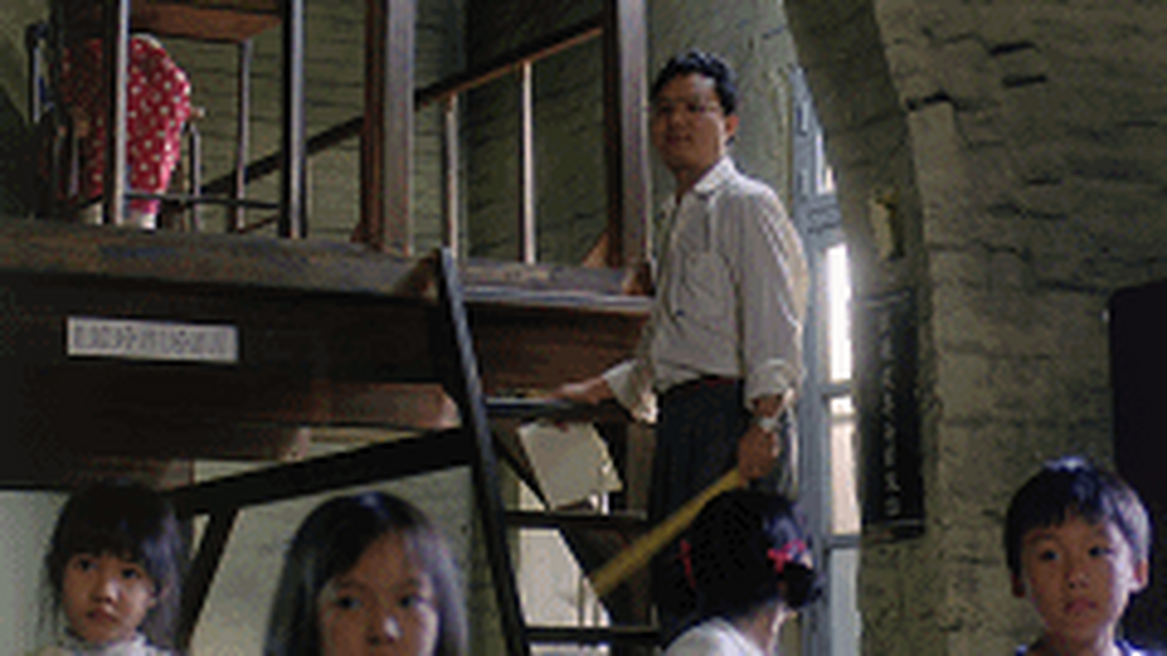 《我爱扭纹柴》1992年的香港老电影,拍得真好,很有当时的香港欣欣向荣