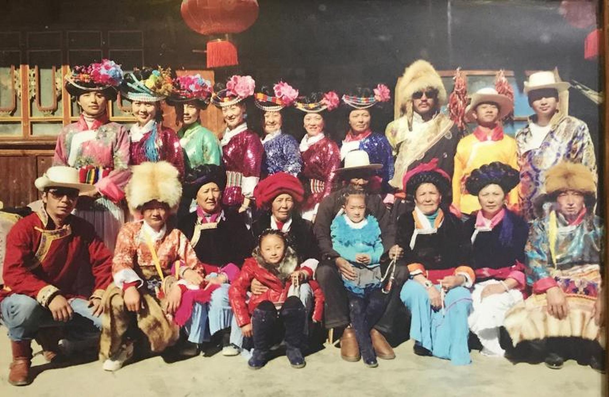 摩梭人真的是"母系社会的活化石"吗?