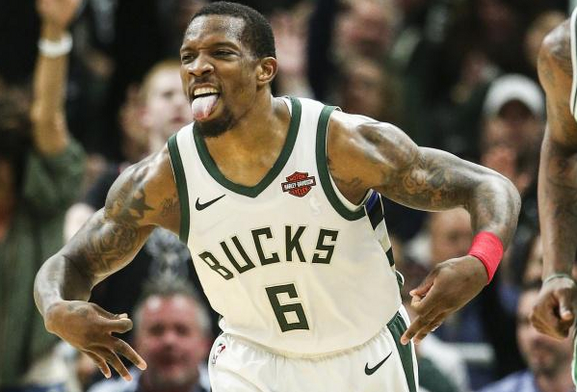 上海男篮外援布莱德索,是nba的名将,曾经是太阳队的当家球星,还曾入选