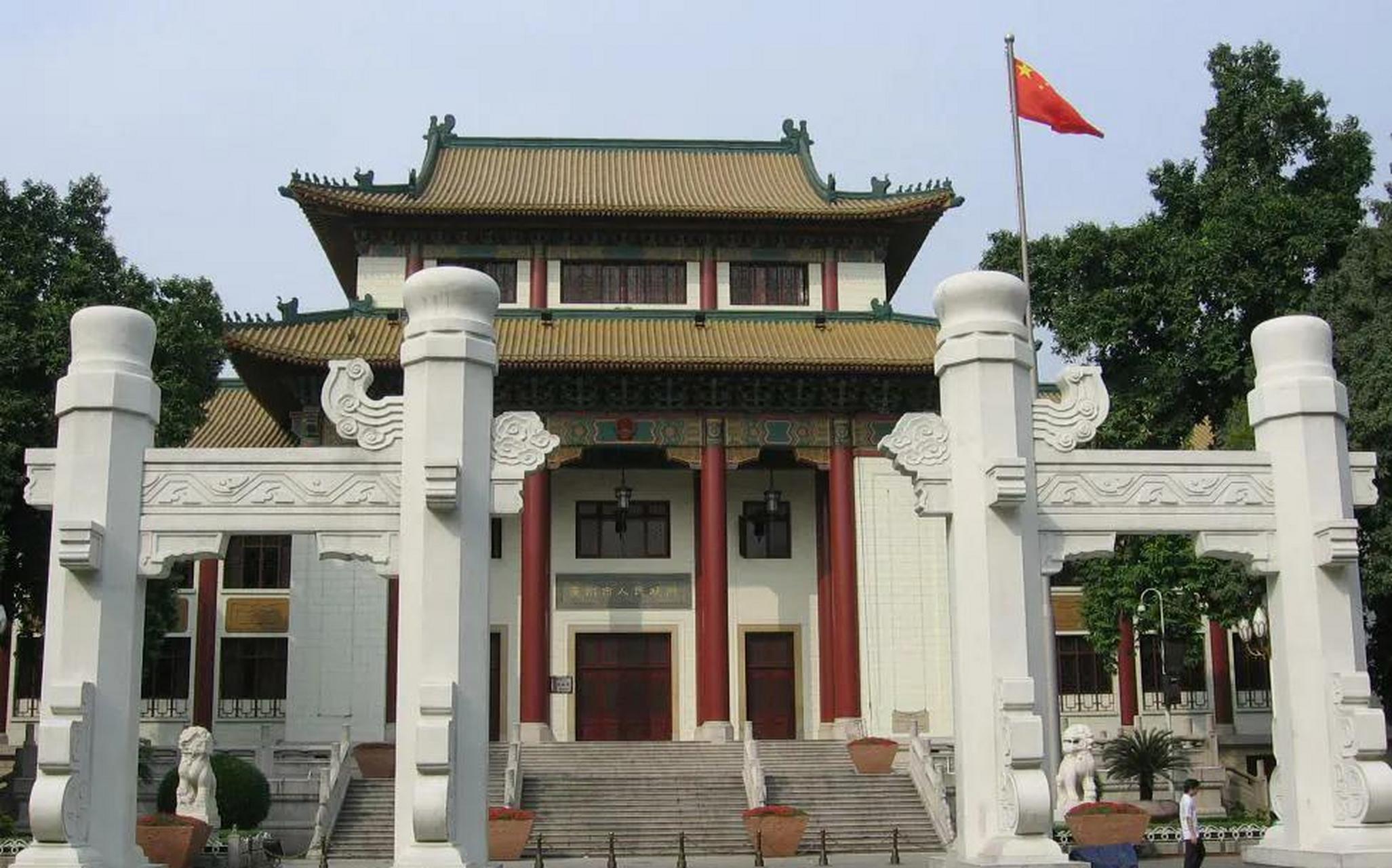 广州:广州市府前路1号市政府大院一号楼 2.