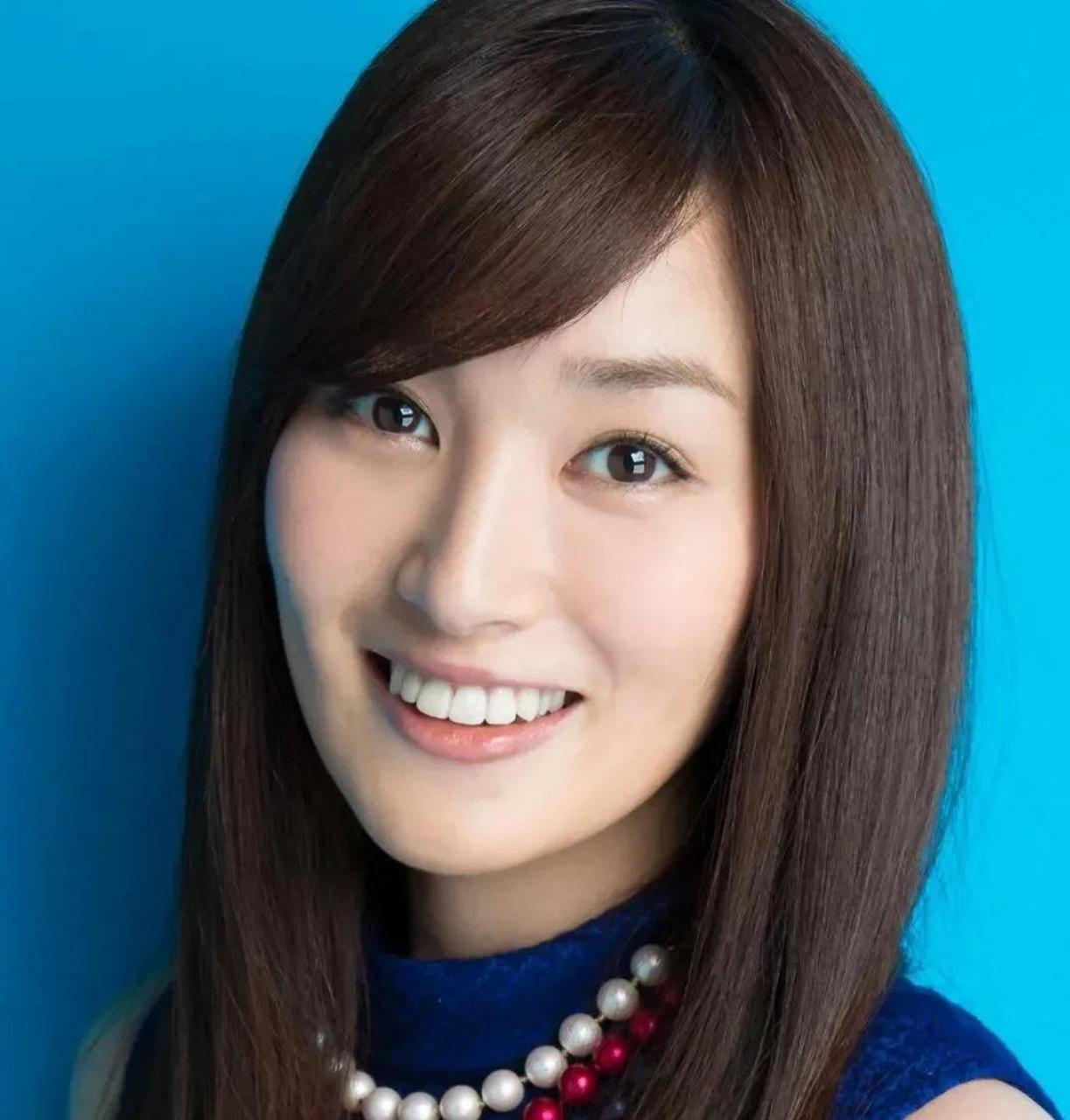 岛国偶像影星高梨临时尚美拍