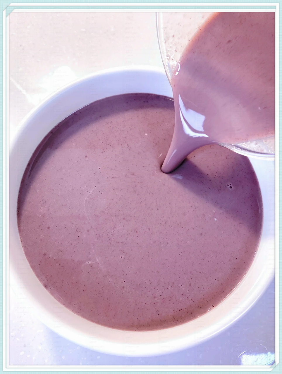 每到奶茶店,必定点上一杯红豆沙牛乳.