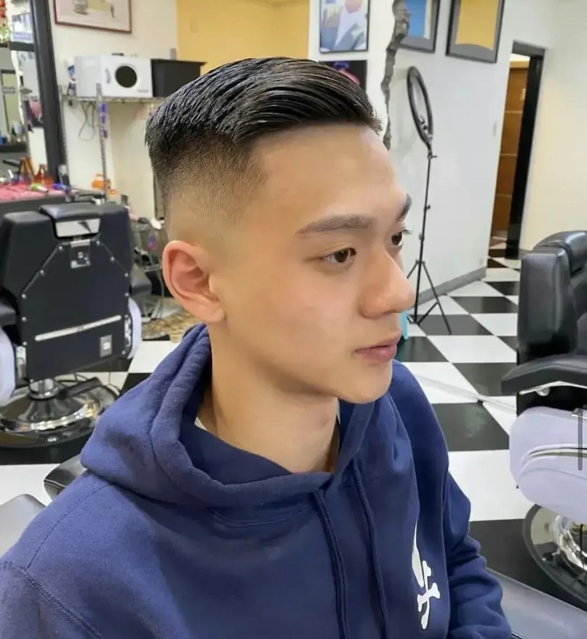 已故"风月片"女神,陈宝莲的儿子邱煌炜,太帅了,1米