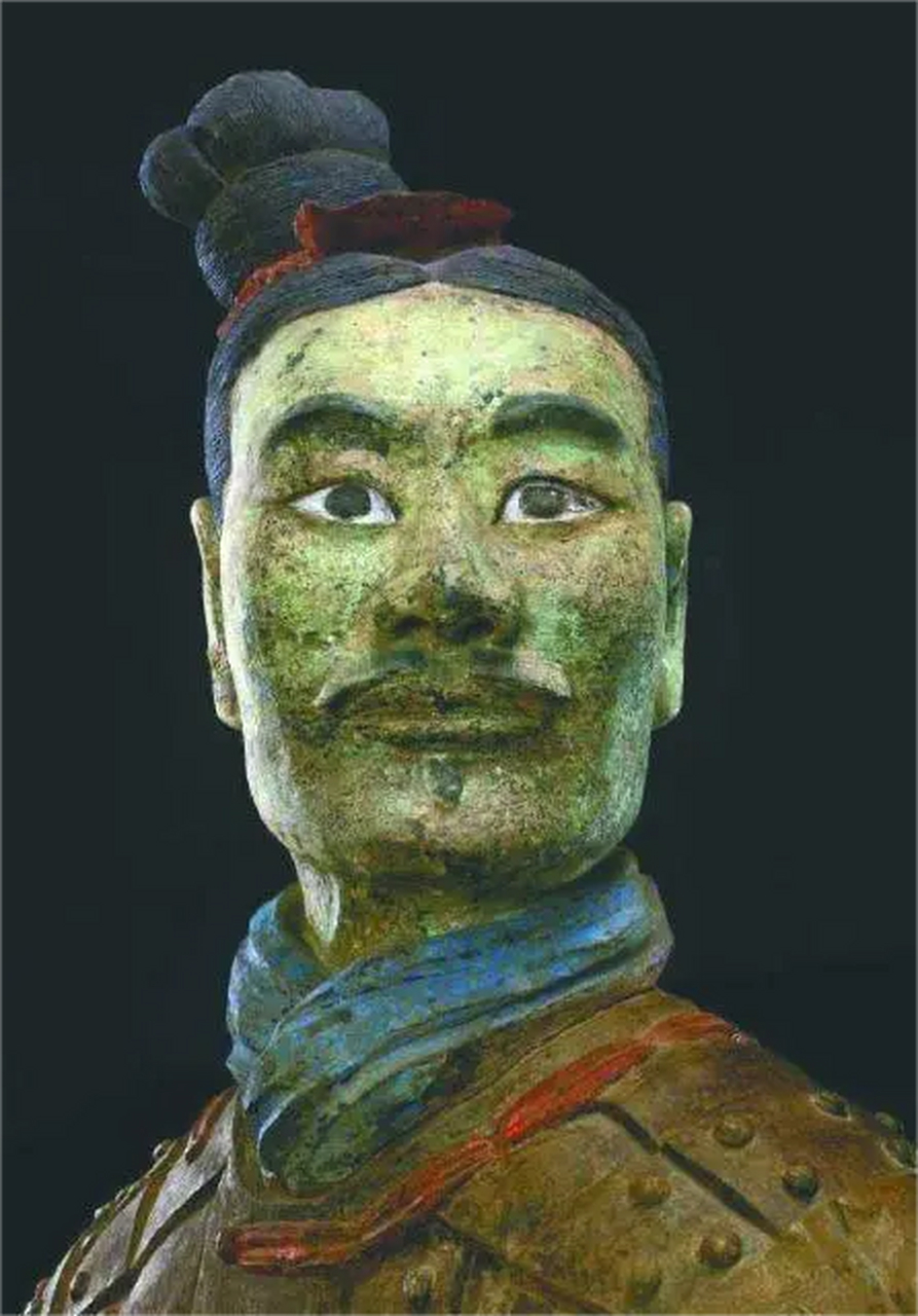 兵马俑中有一张奇怪的"脸",专家无法解释,甚至被禁止出国展览 兵马俑