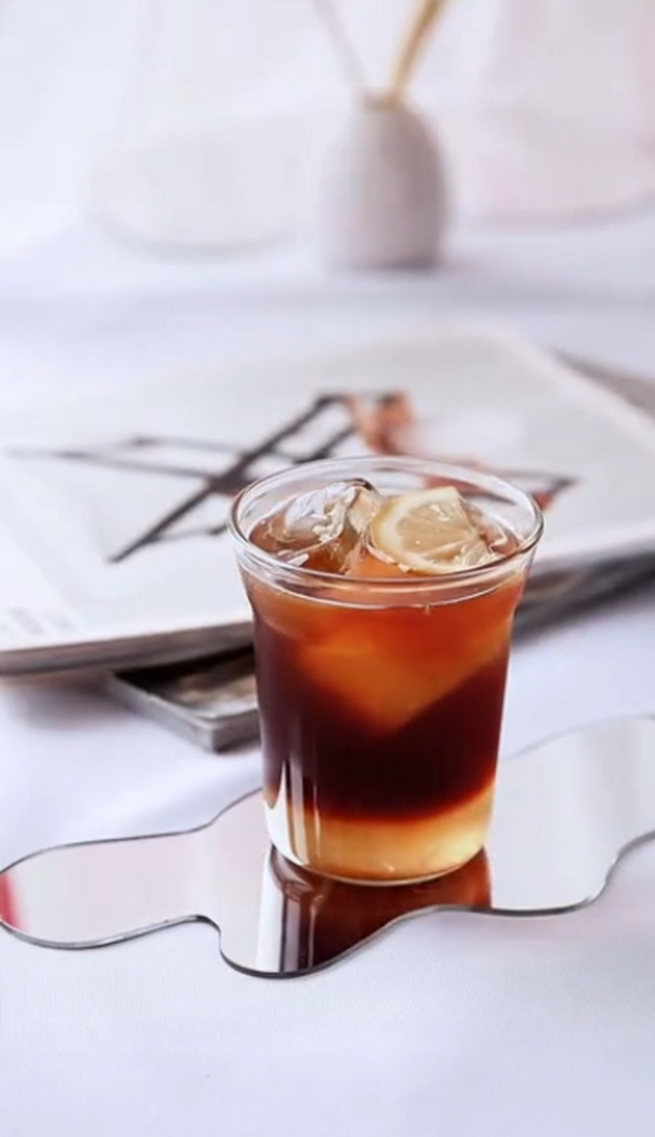 放过楼下咖啡店 自制一杯杯刺梨冰美式吧