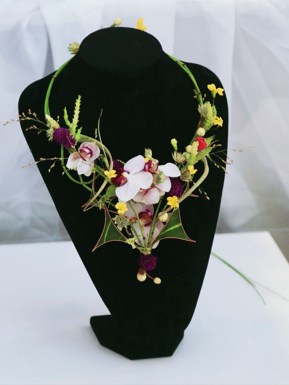 第二届全国职业技能竞赛花艺赛项花首饰项链  第二届全国职业技能竞赛