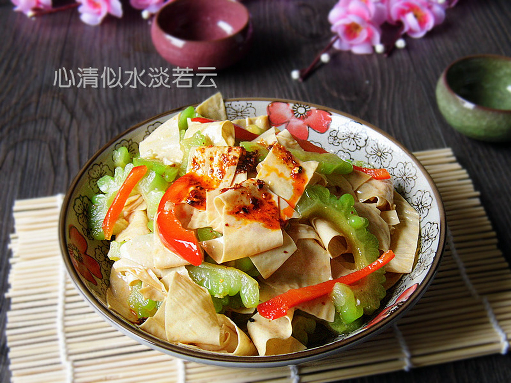 红油豆腐皮 炎热夏季,最爱吃的当然应该是凉拌菜,今天就来到红油豆腐