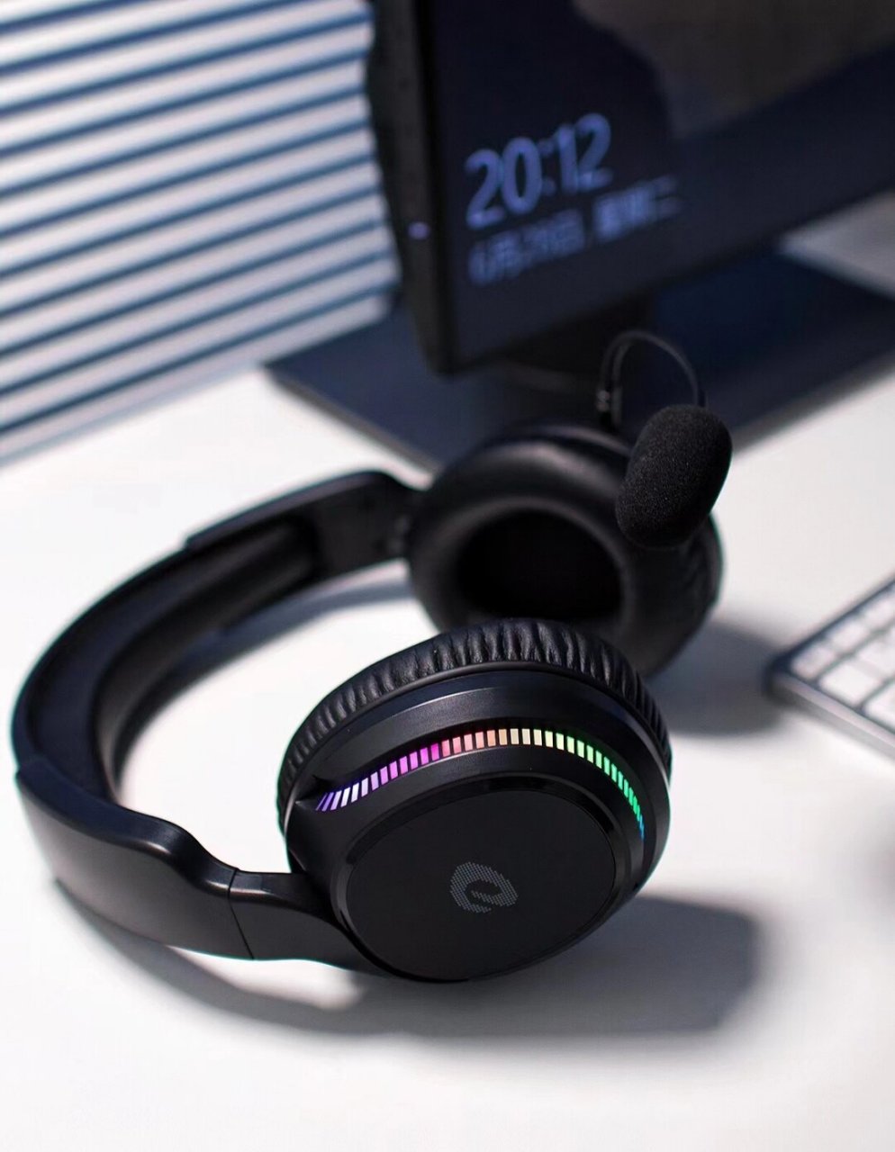 桌面好物|敲强兼容性 一个耳机就够了  这款耳机真的是实用又帅气