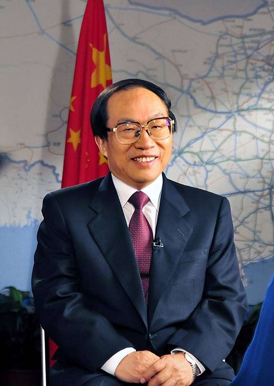 "高铁之父"刘志军,靠高官女儿上位,勾搭女富豪敛财30亿 他有魄力,在他