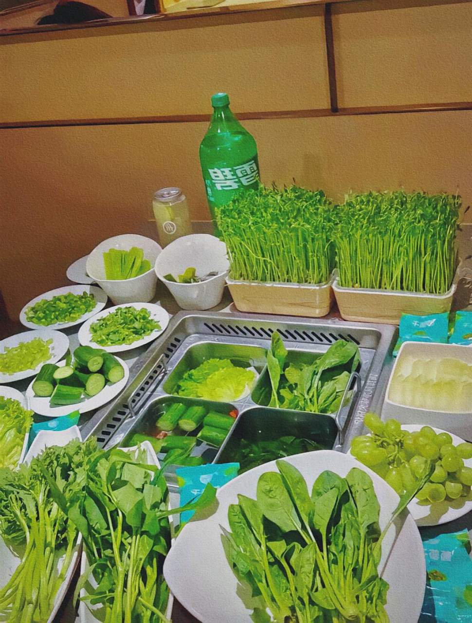 朋友请吃这样的火锅有什么寓意吗?问就说是绿色无公害[抠鼻]