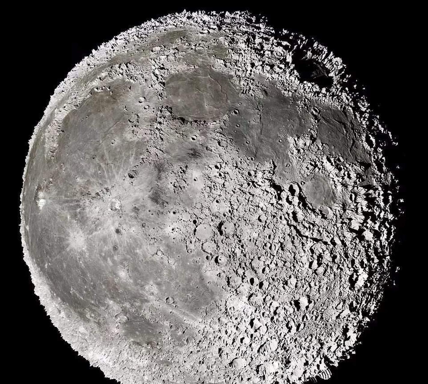 真实的月球地表 #中国版chatgpt来了# #趣图搞笑