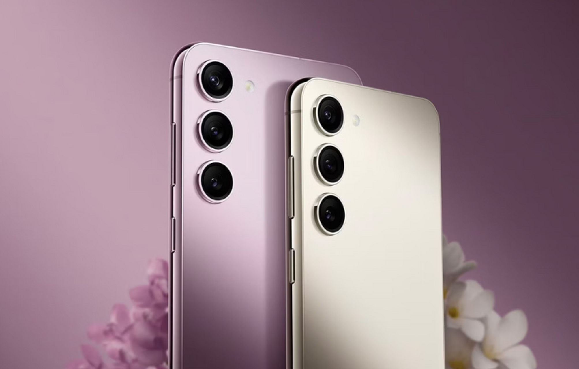 小屏手机之所以受到消费者的欢迎,主要在于机身小巧,手感不错,而且在