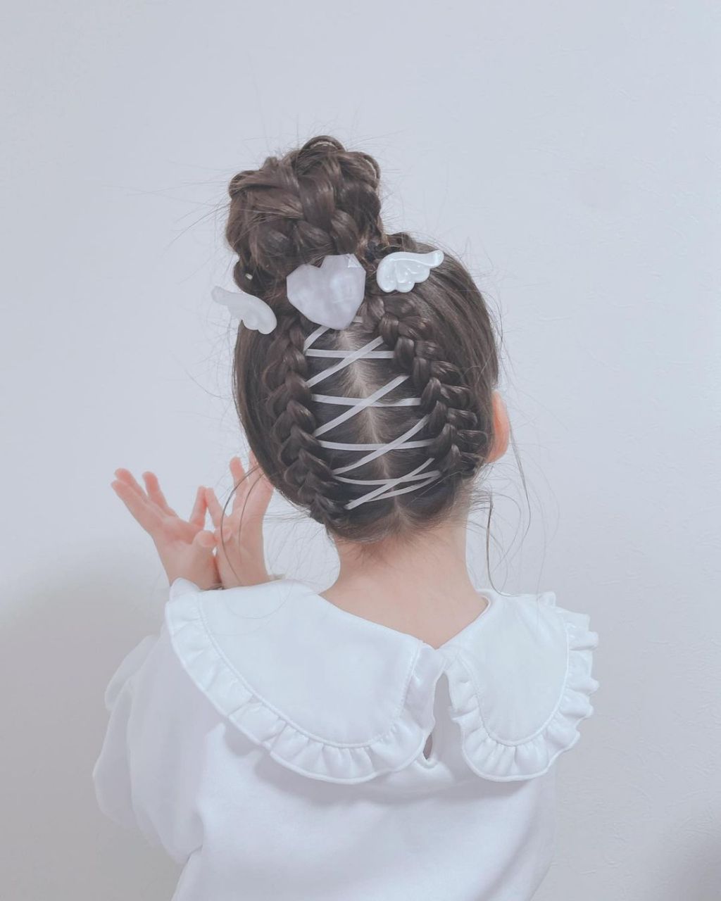 儿童高马尾编发,三股辫变着花样编,就是款好看的马尾辫