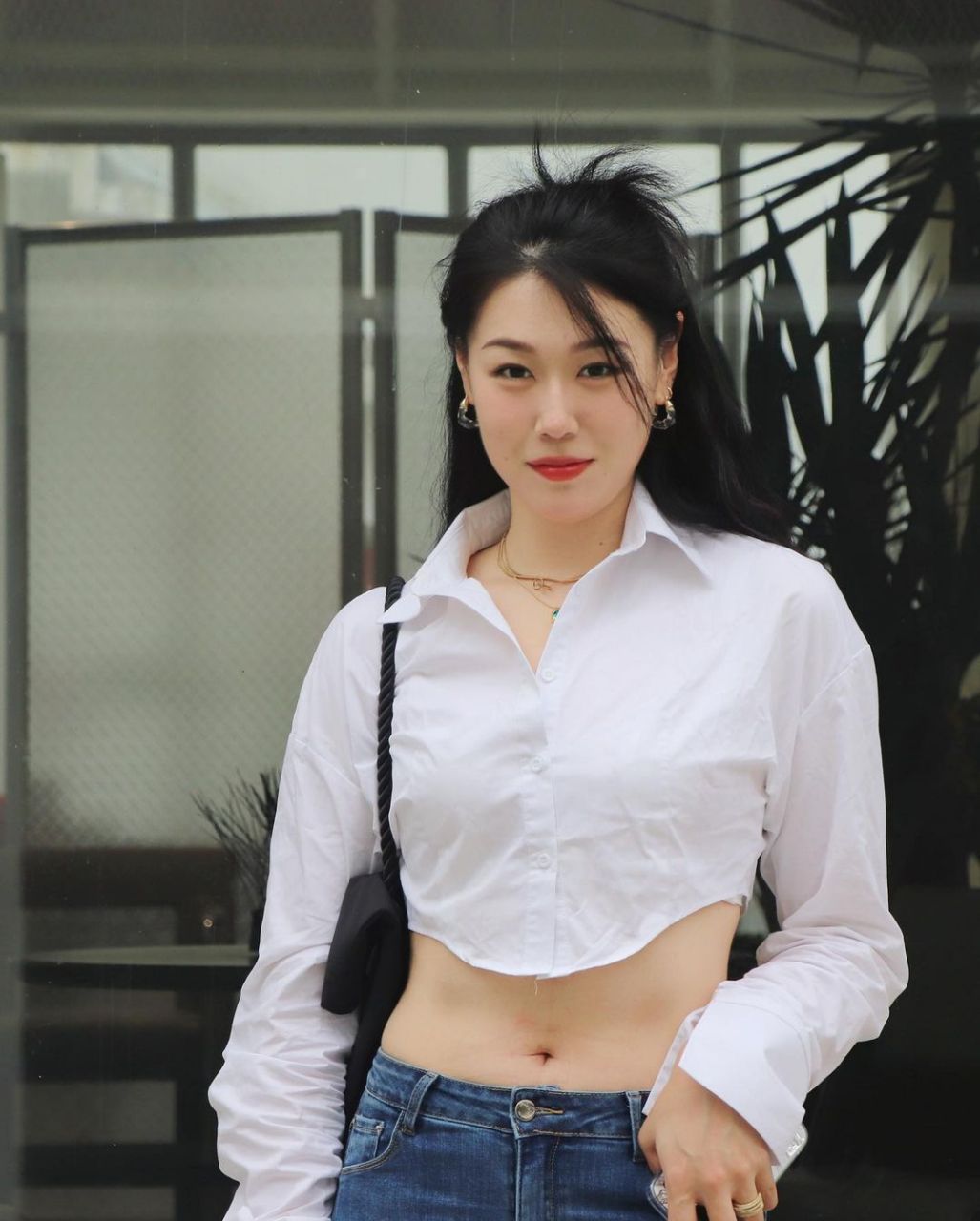 【栗垚:来段"土味儿"写真】  前中国女排边攻手  广东女排队长栗垚又