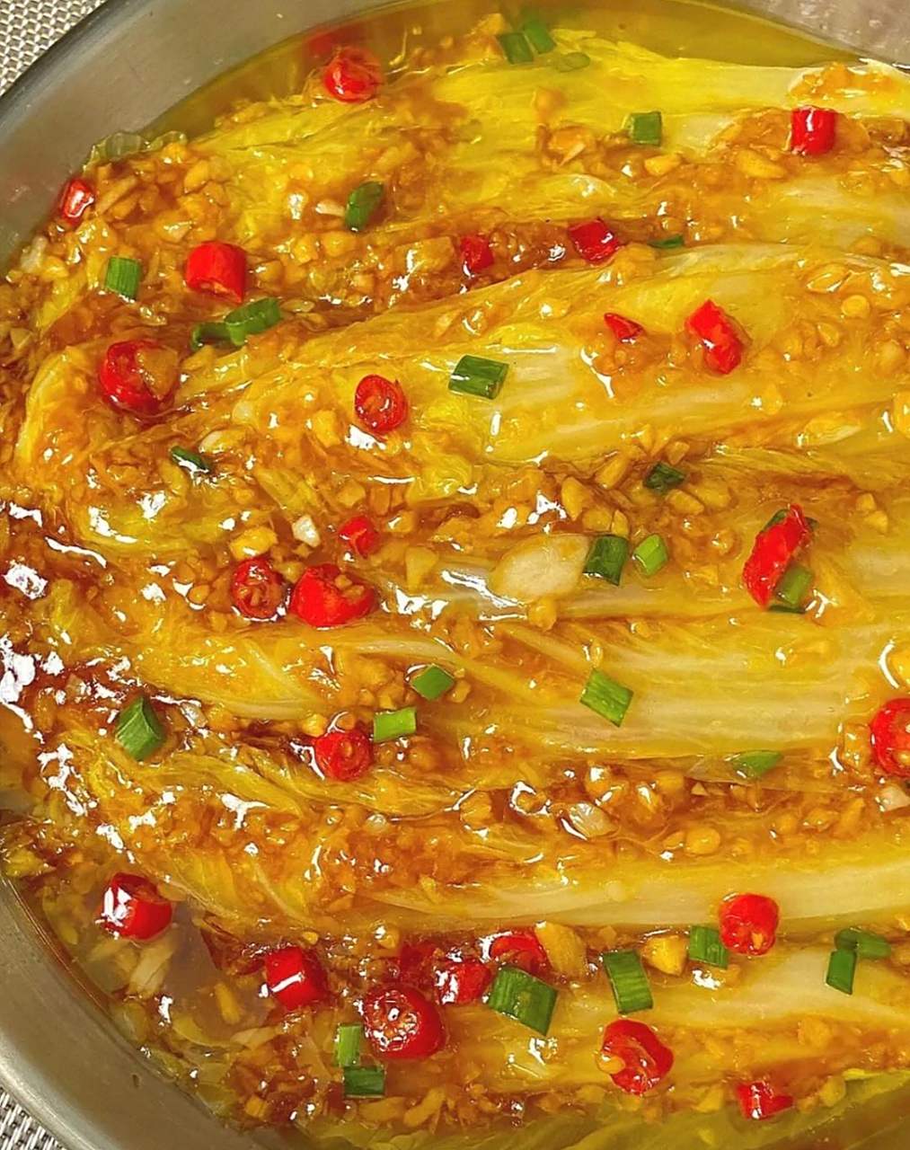 真的夏天解暑必备小菜,这么好吃的蒜蓉白菜,当然要第一时间分享啦!