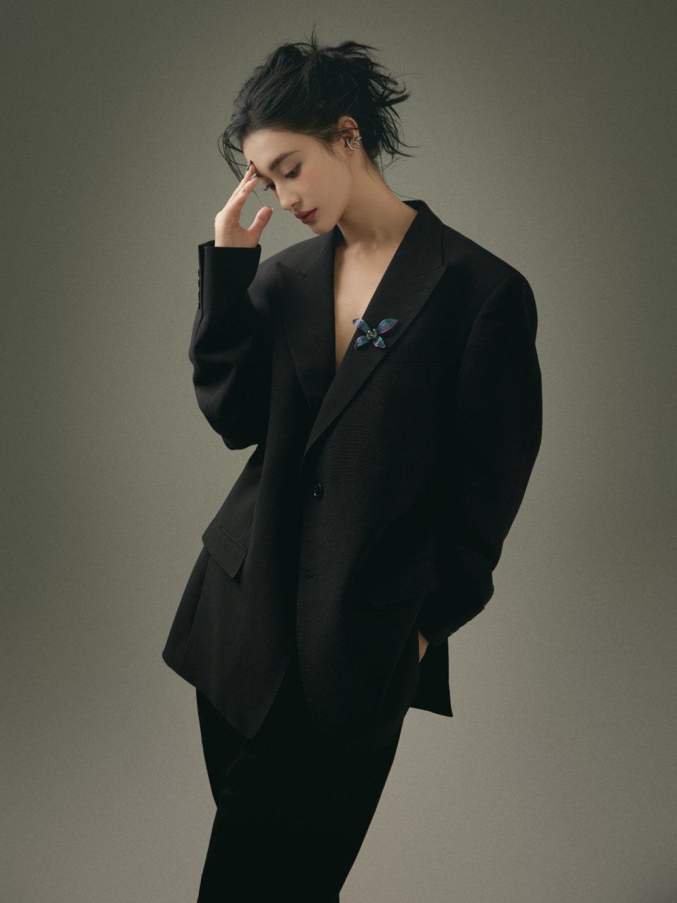 西装写真  强推的时尚肖像,超a酷飒女明星 风格:西装,杂志,时尚, 最