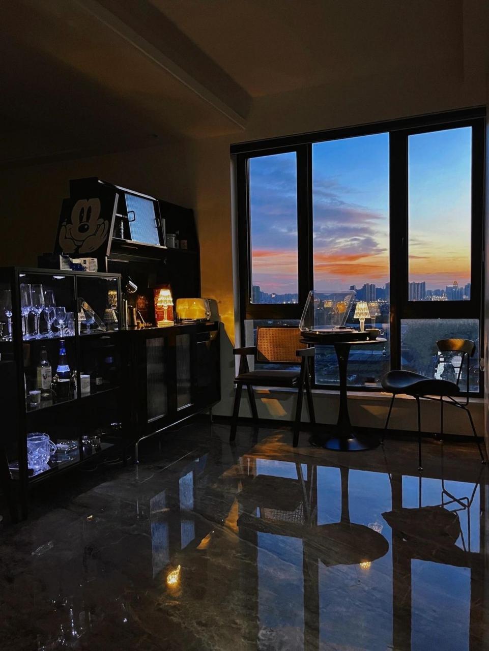 夜晚的家|入夜后与浪漫相处 夏天的傍晚总是缓慢而慵懒 家里拥有了新