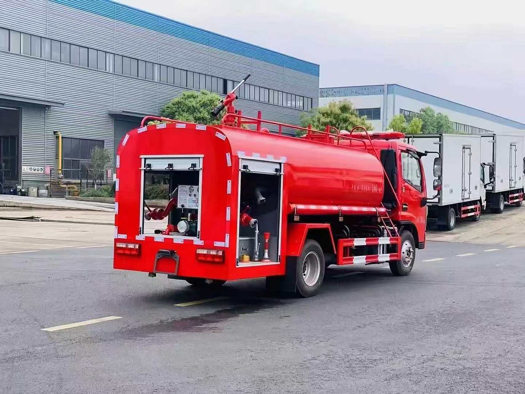 5方洒水车消防专用洒水车二手洒水车批发价格实惠##小型洒水车# #多