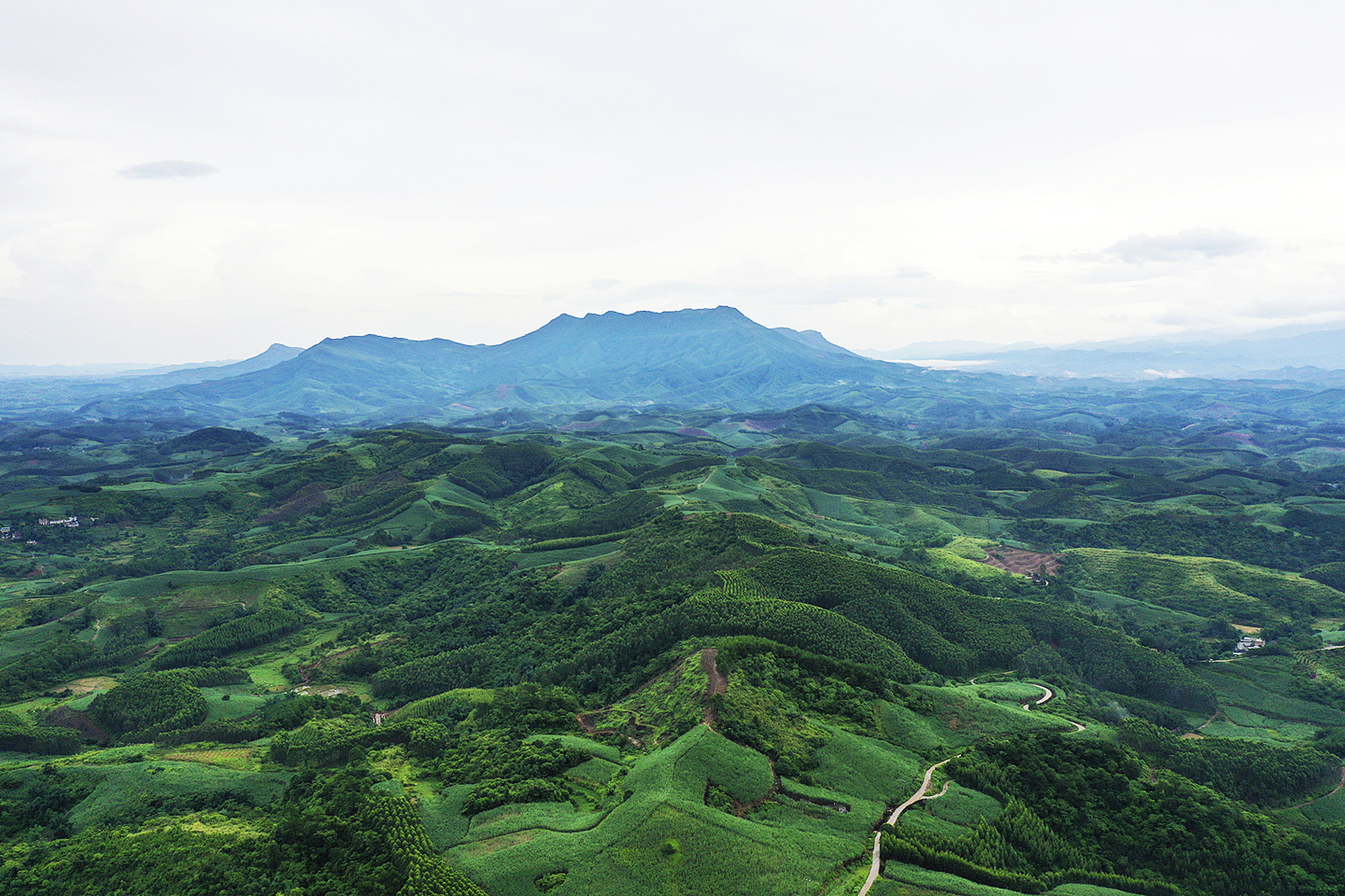 防城港上思县十万大山图片