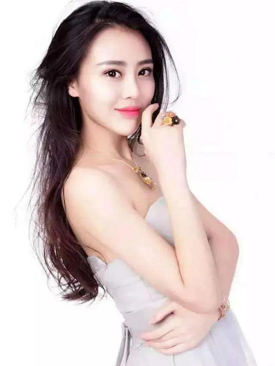 青春女星李嘉雯