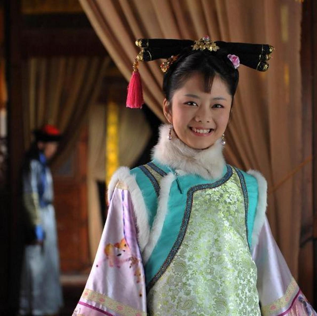 甄嬛传:家世不凡的淳贵人并不单纯,真正的扮猪吃老虎淳常在因为年纪小