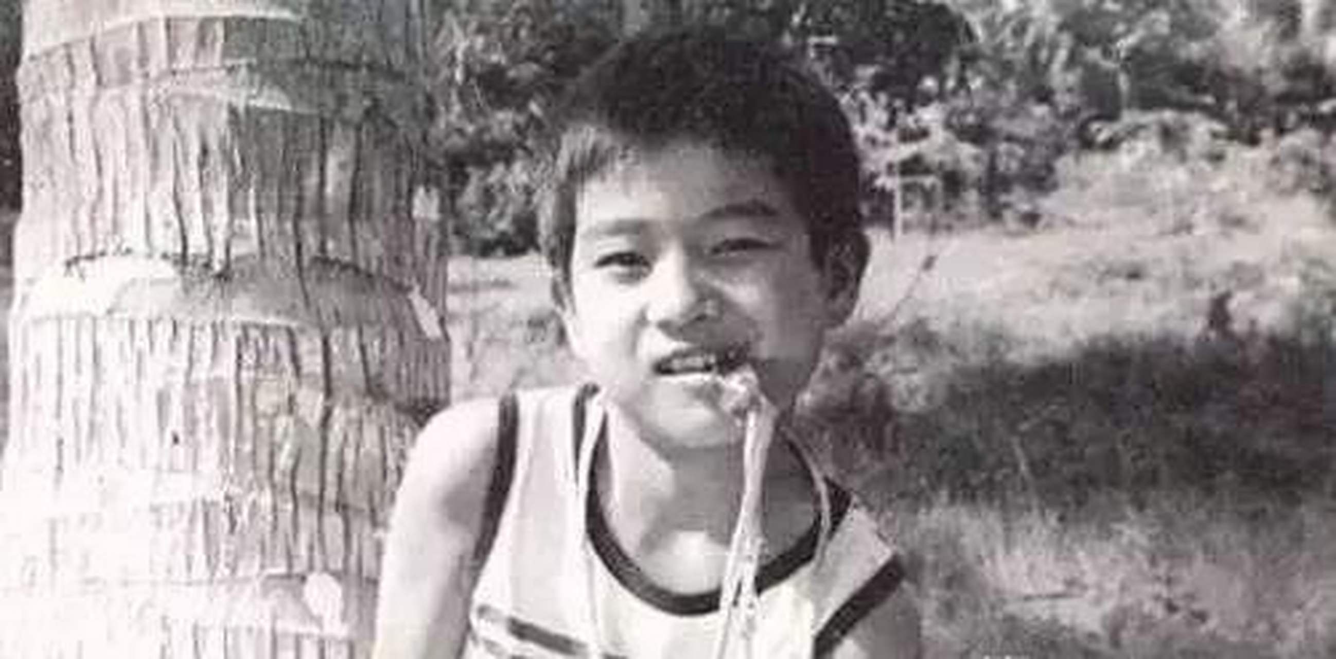 领动计划# 1981年的电影《四个小伙伴》中的何勇,就是那个摇滚歌手