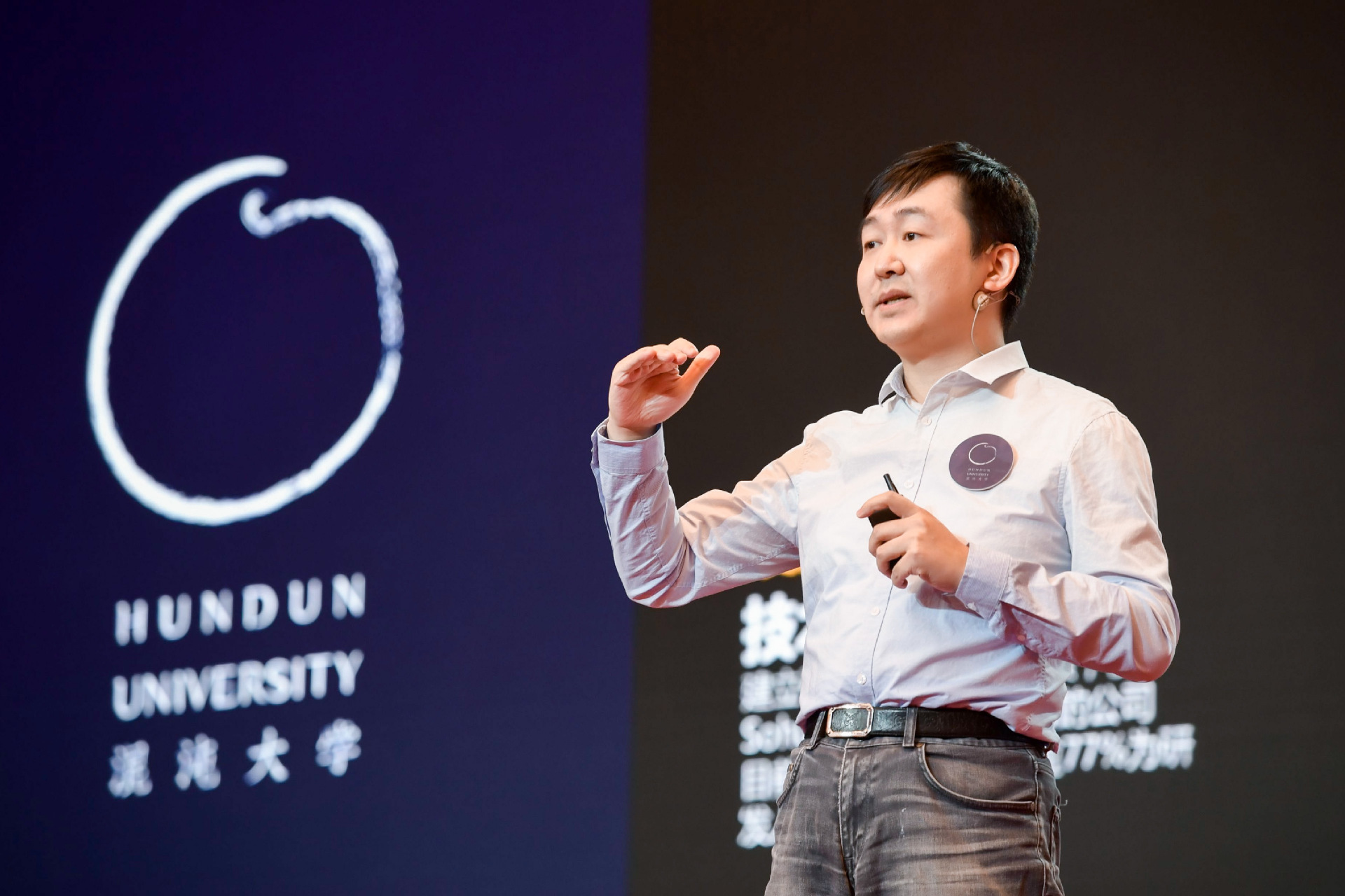 【搜狗前ceo王小川宣布开启人工智能大模型创业,称年底可追上chatgpt