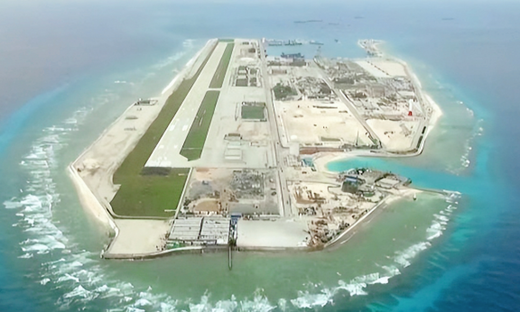 永暑岛战略意义凸显,耗资百亿寸土寸金,堪称永固海上的军事堡垒 我国