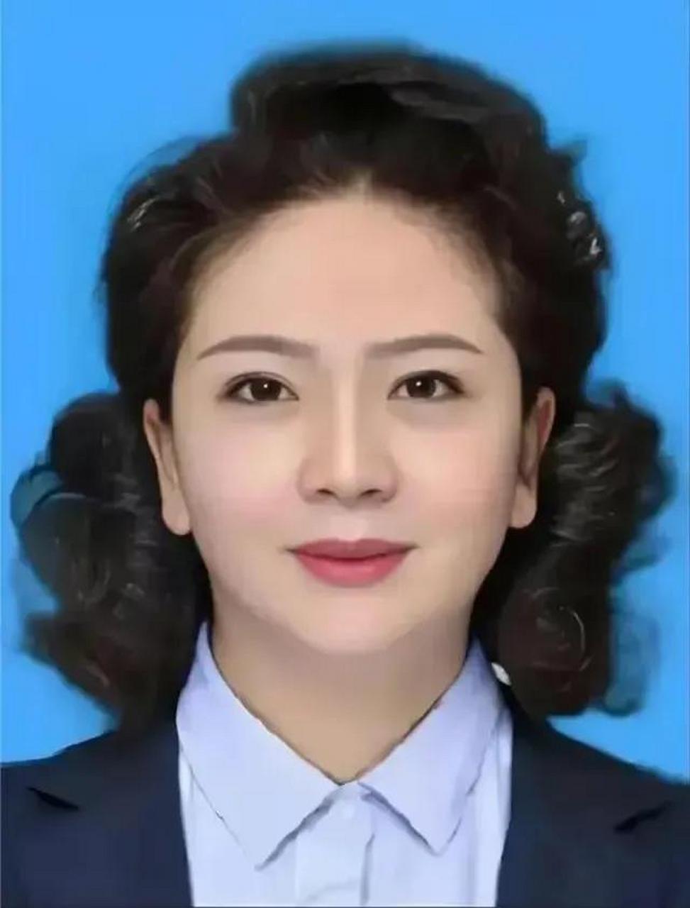 李局支持你.美丽端庄大方的知识女性.