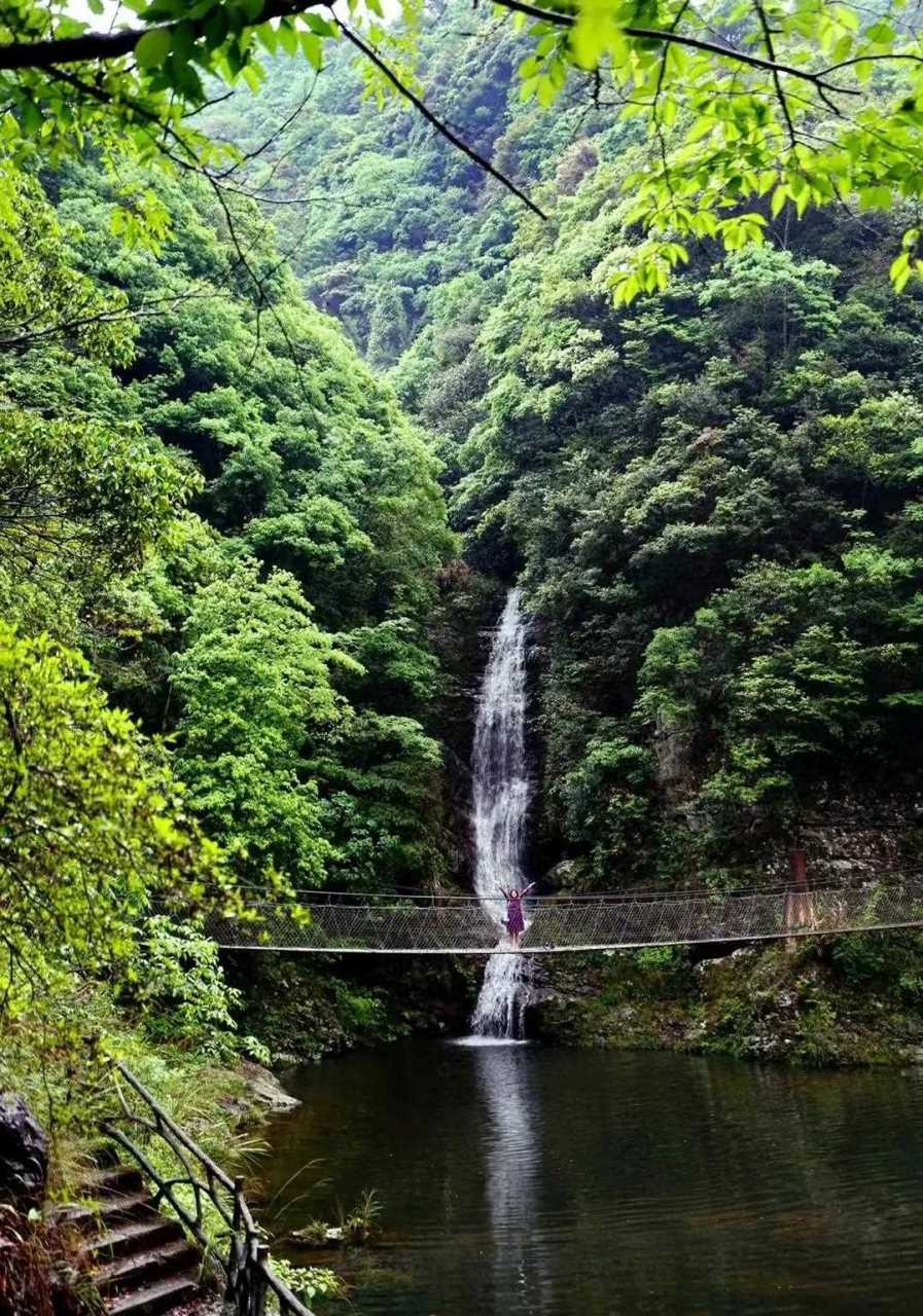 就占5座,有十大必打卡的地方,第六九里潭,这是泰顺自然风景最美的景区