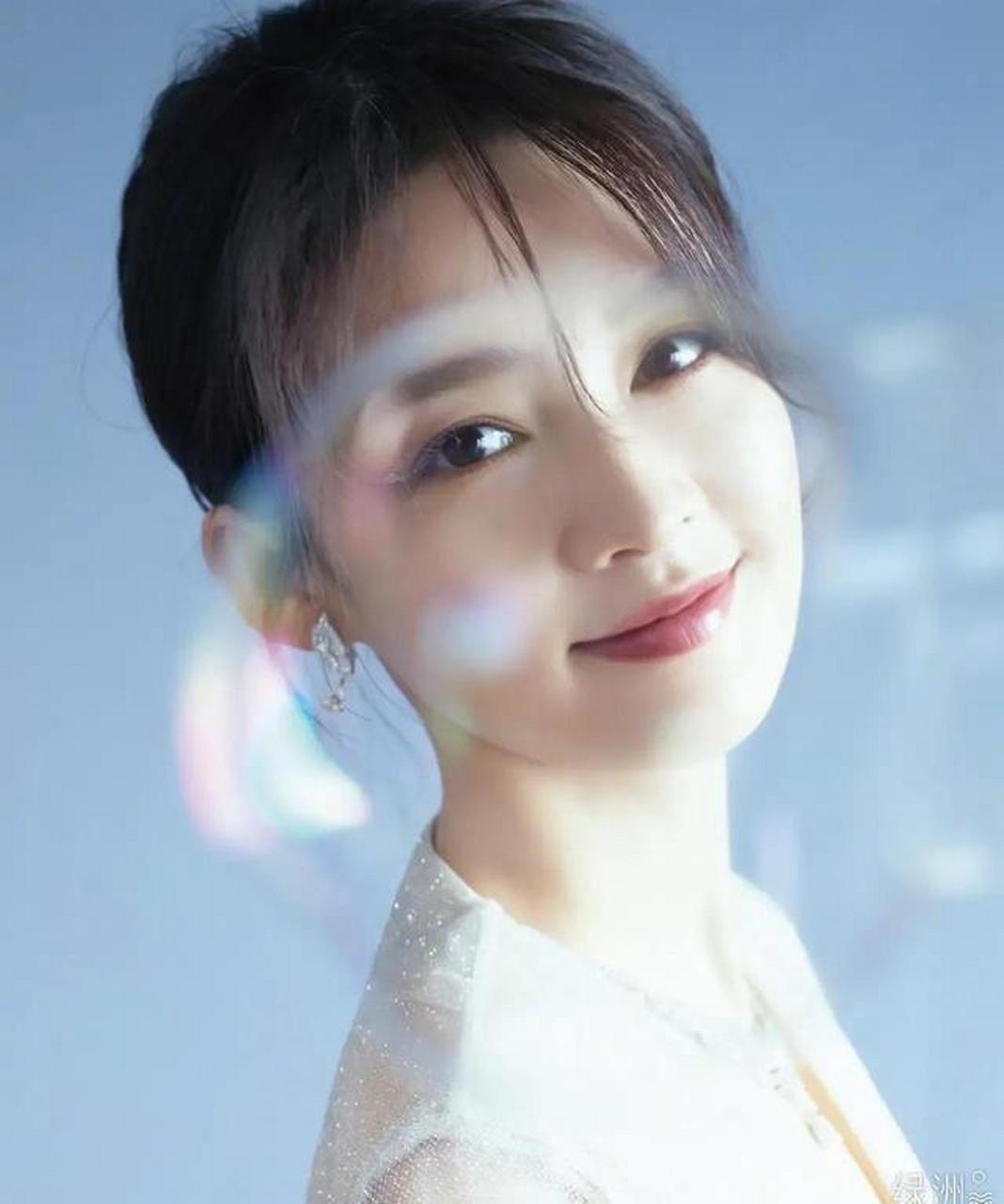 光与影李沁,魅力十足迪丽热巴