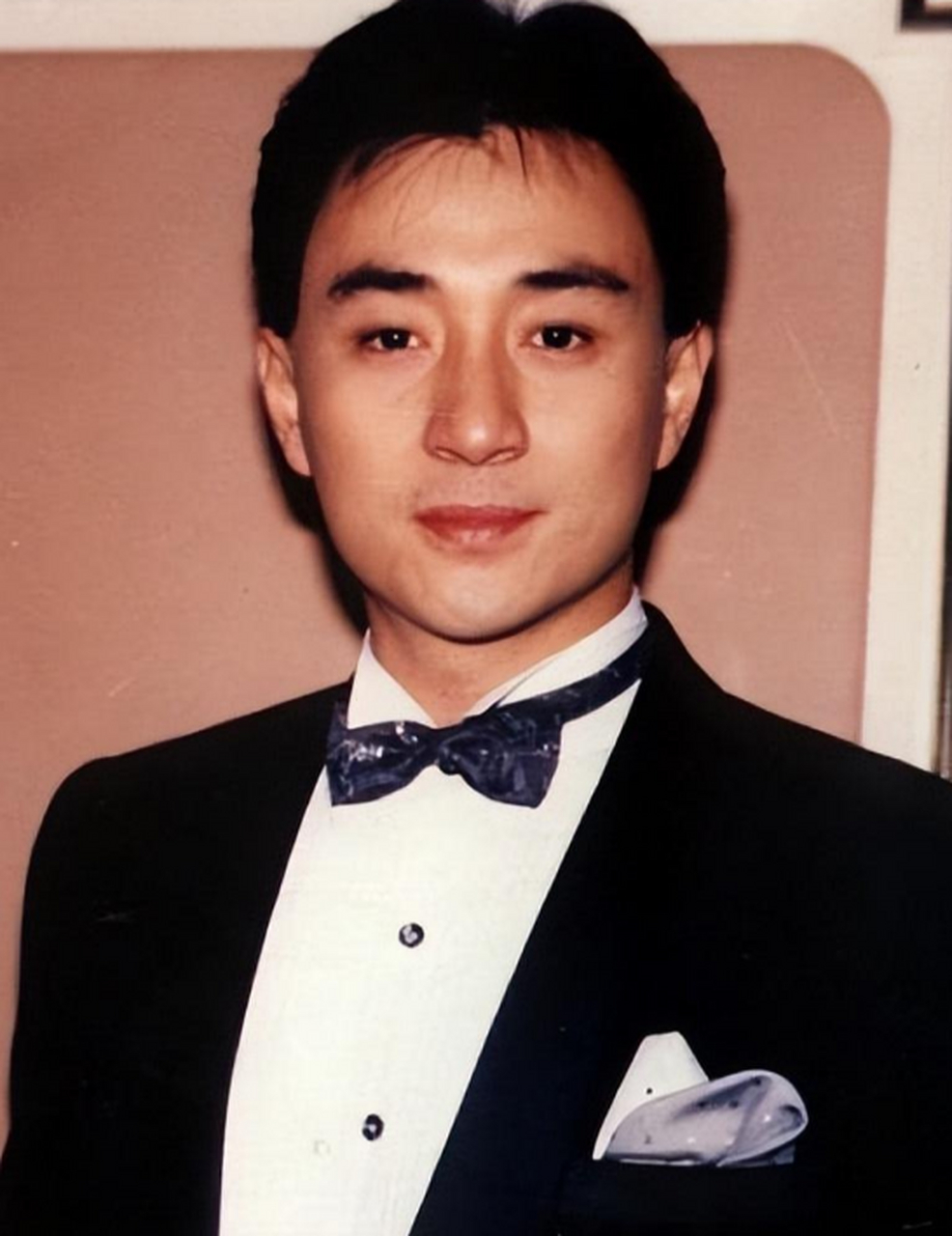 他俊逸贵气,演反派惹人爱,事业翻车娶环球小姐 如果那时吴岱融能够