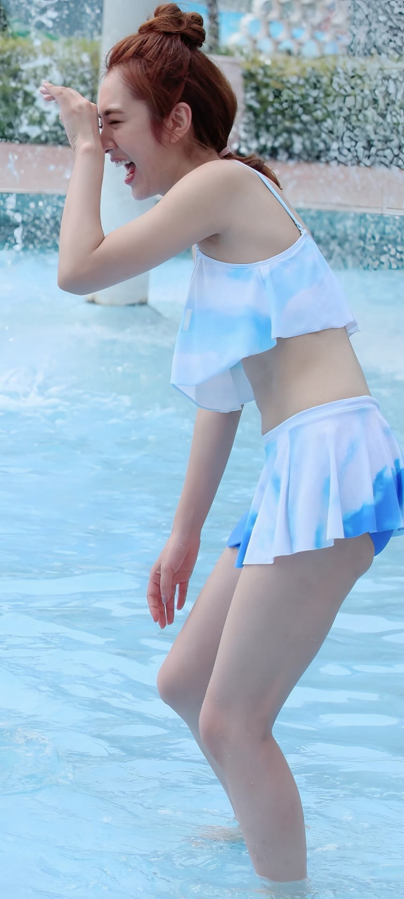 王晓晨的旧照!那一年的王小米,太性感了,体育老师怎可能不迷糊!