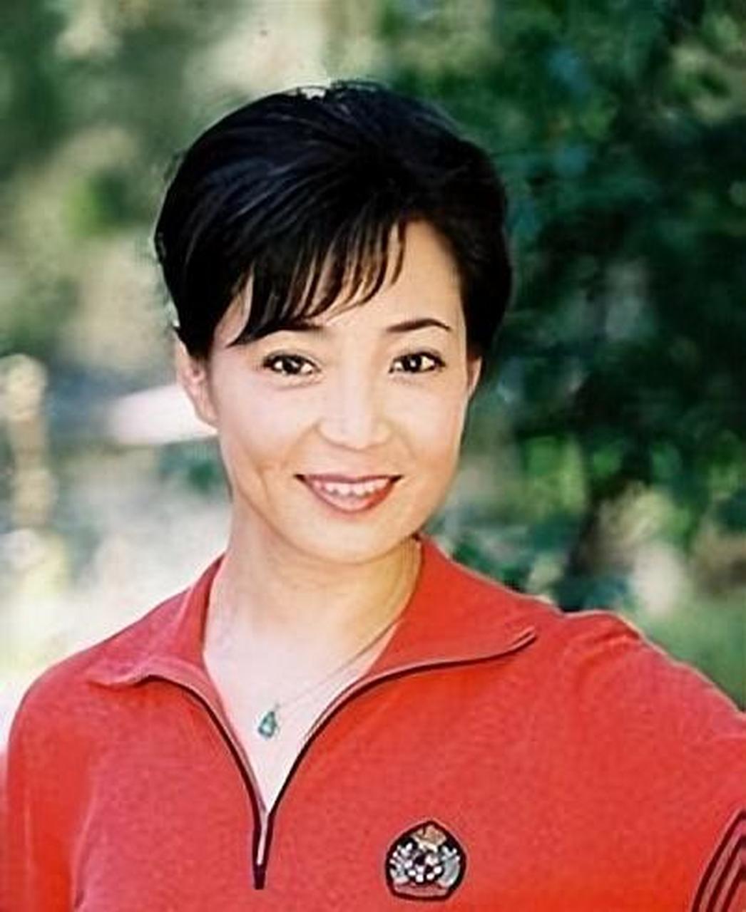 戴春荣:张铁林自降片酬力荐她演《还珠格格》,拍时为片酬罢演