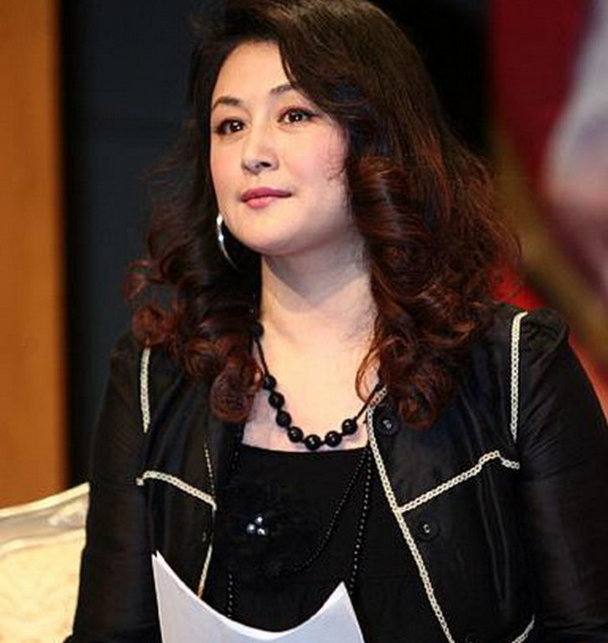 可惜剧中的主要人物谢大脚的扮演者,于月仙老师因为车祸而遗憾离世.