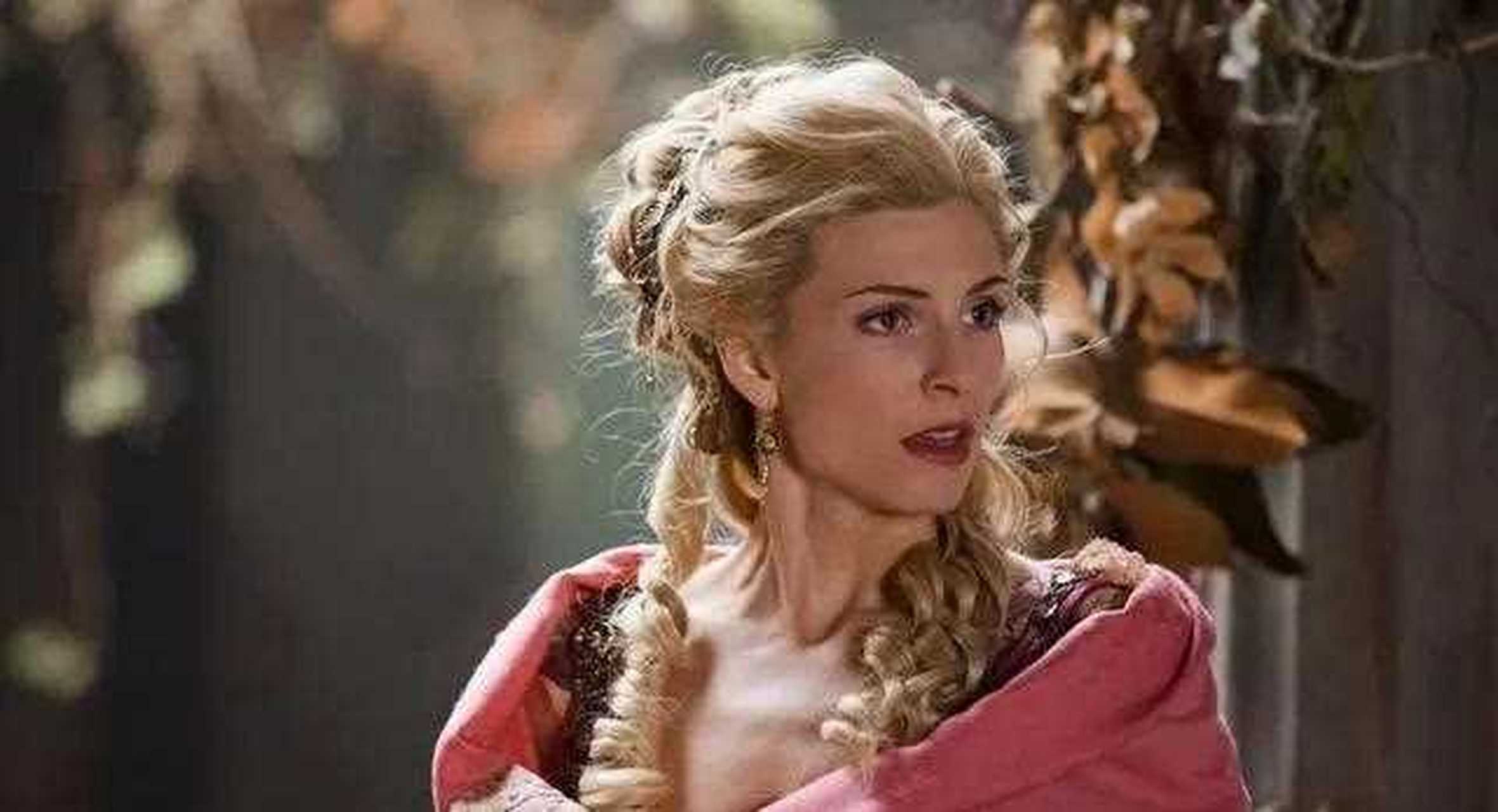 《斯巴达克斯》里的伊利西亚,其实没做多少坏事?