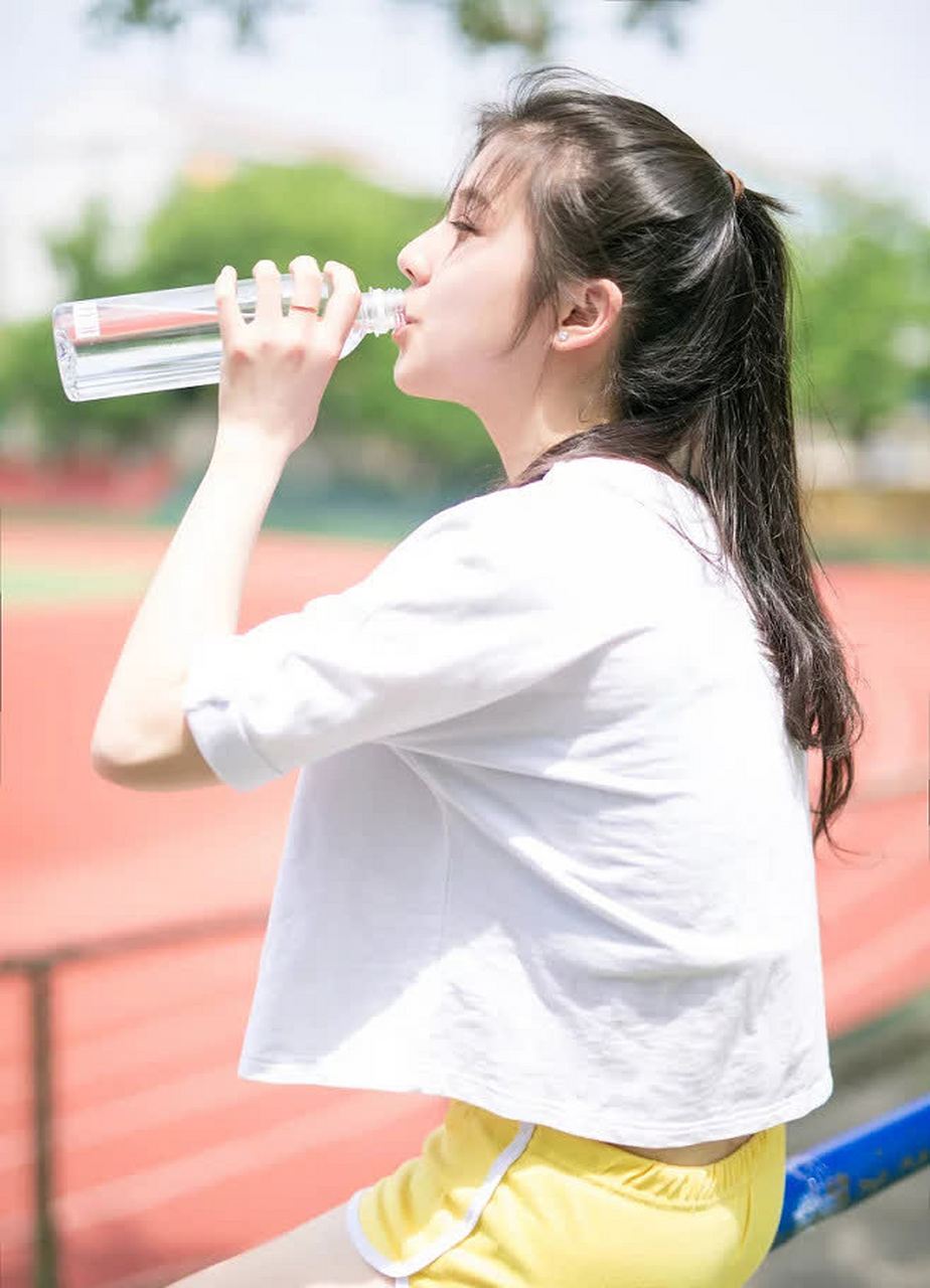 马尾辫少女,是真的可爱,豆蔻年华,花容月貌.