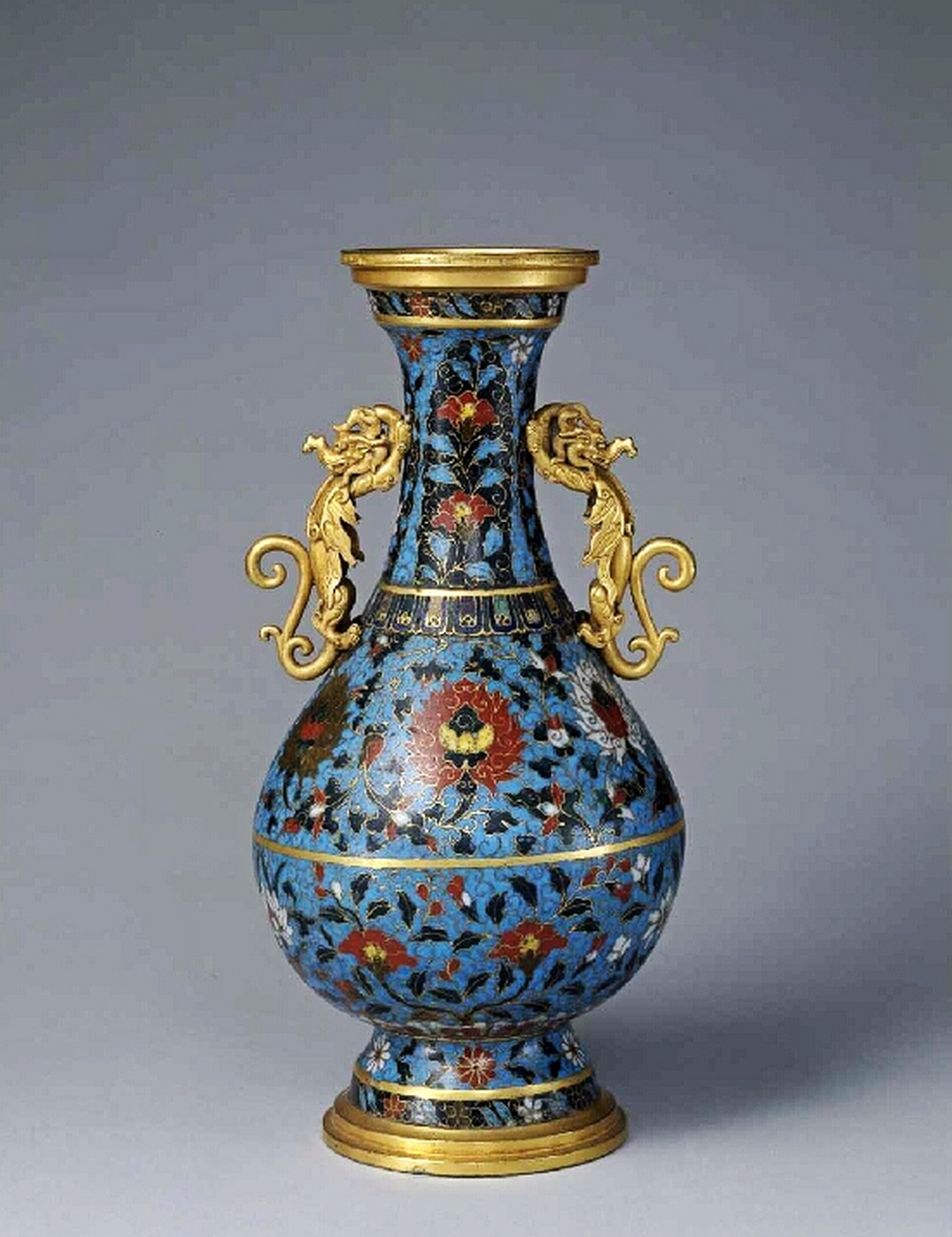 文物# 这是一组故宫博物院收藏的掐丝珐琅器物.