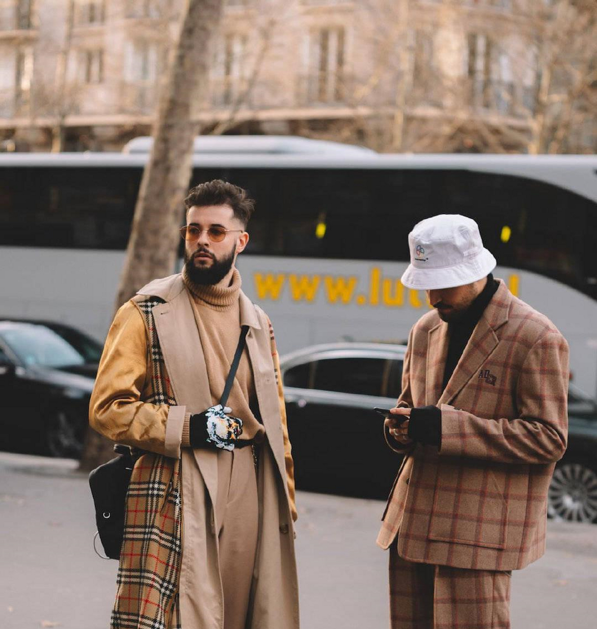 掌握了同色系穿搭技巧的男生,出门都会被多看一眼.