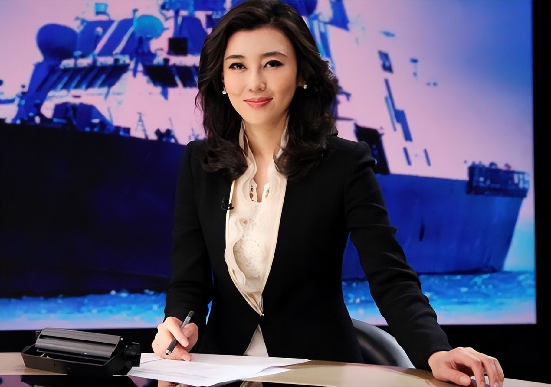 桑晨:因身高放弃跳舞,阴差阳错成为主持人,扎根央视28年