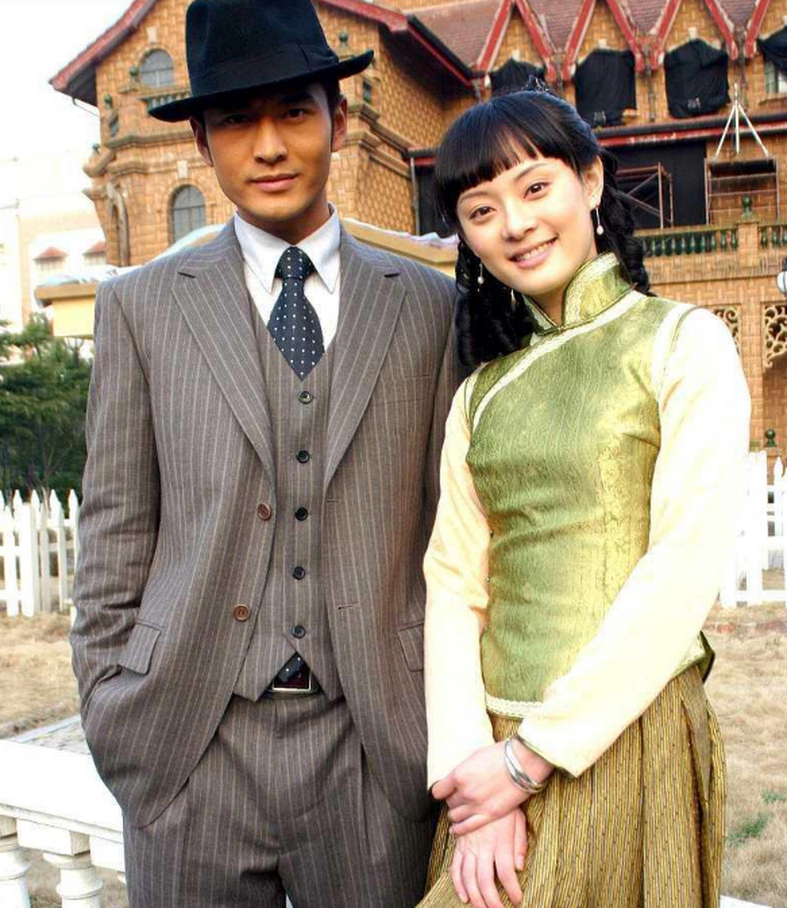 原来孙俪和黄晓明早期合作过!