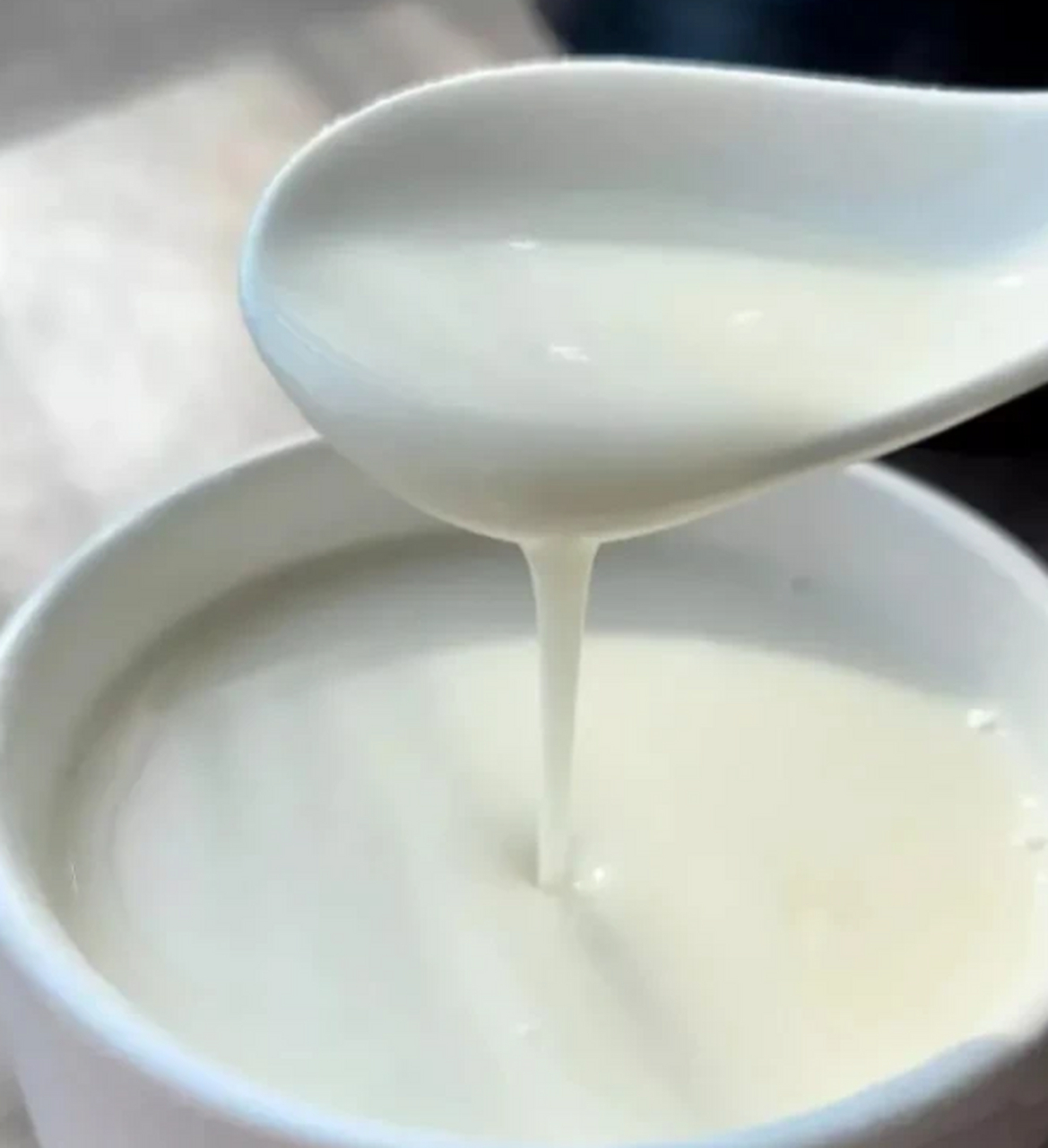 上周晚上12点,陈女士加夜班回到家,洗完澡刚要睡觉,公公竟然半夜敲响