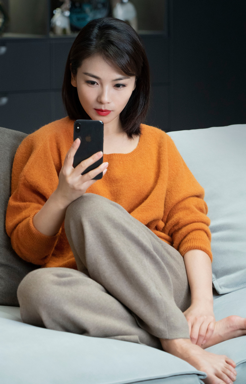 刘涛光脚剧照气质成熟魅力十足 67#刘涛